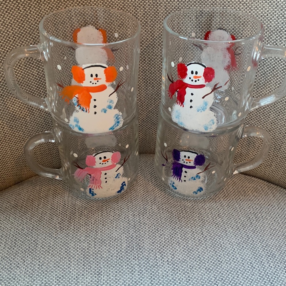 Luminarc 4 Christmas Snowman Cups/Mugs